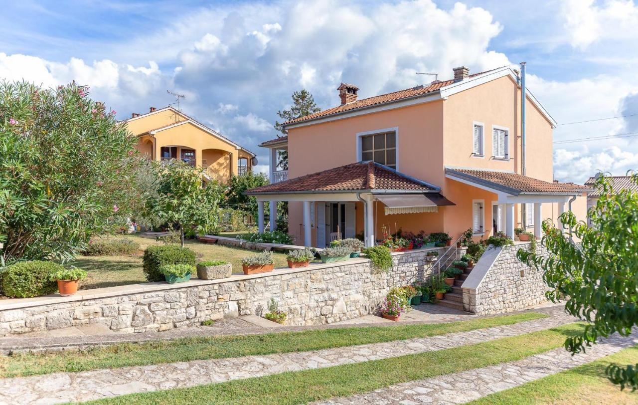 Katica Apartman *